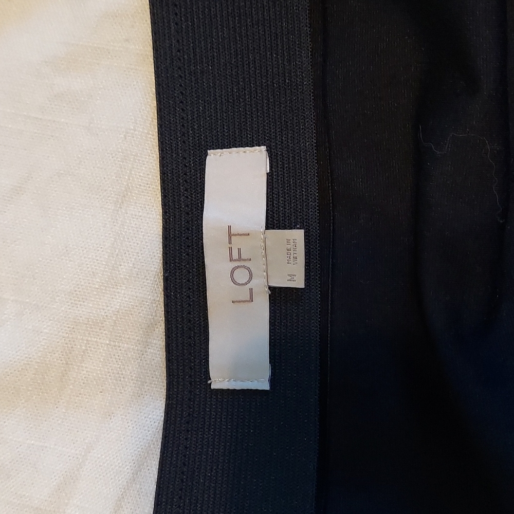 Loft Skirt Size- M - Picture 3 of 5